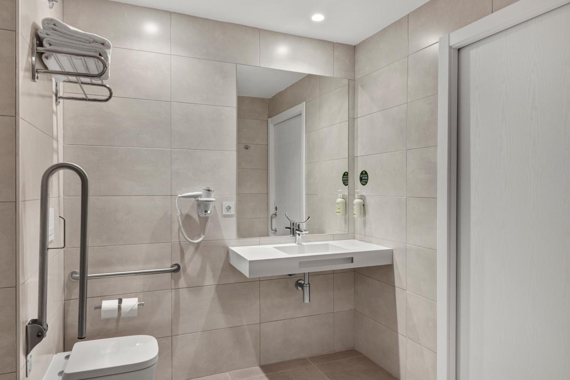 B&B Hotel Madrid Fuenlabrada Retail Park المظهر الخارجي الصورة